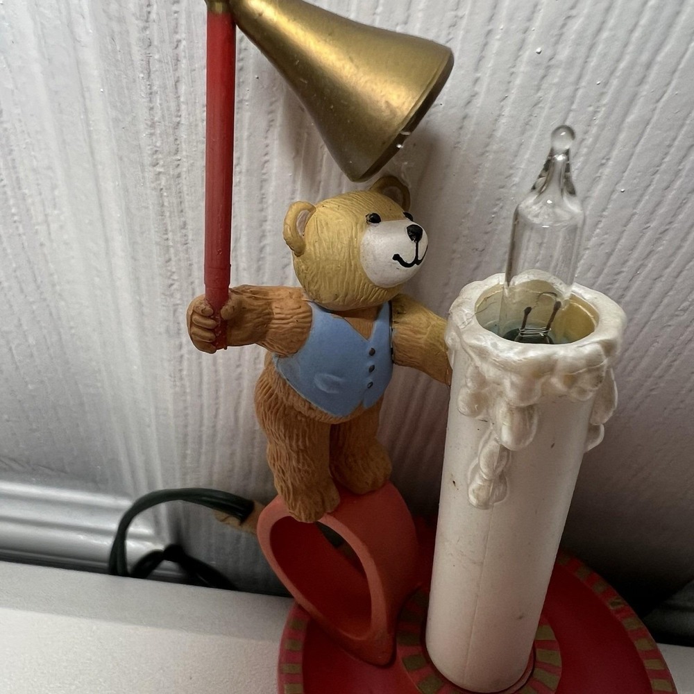 Hallmark Keepsake‎ Magic Ornament Lighted Bearly Reaching 1988 Vintage Works